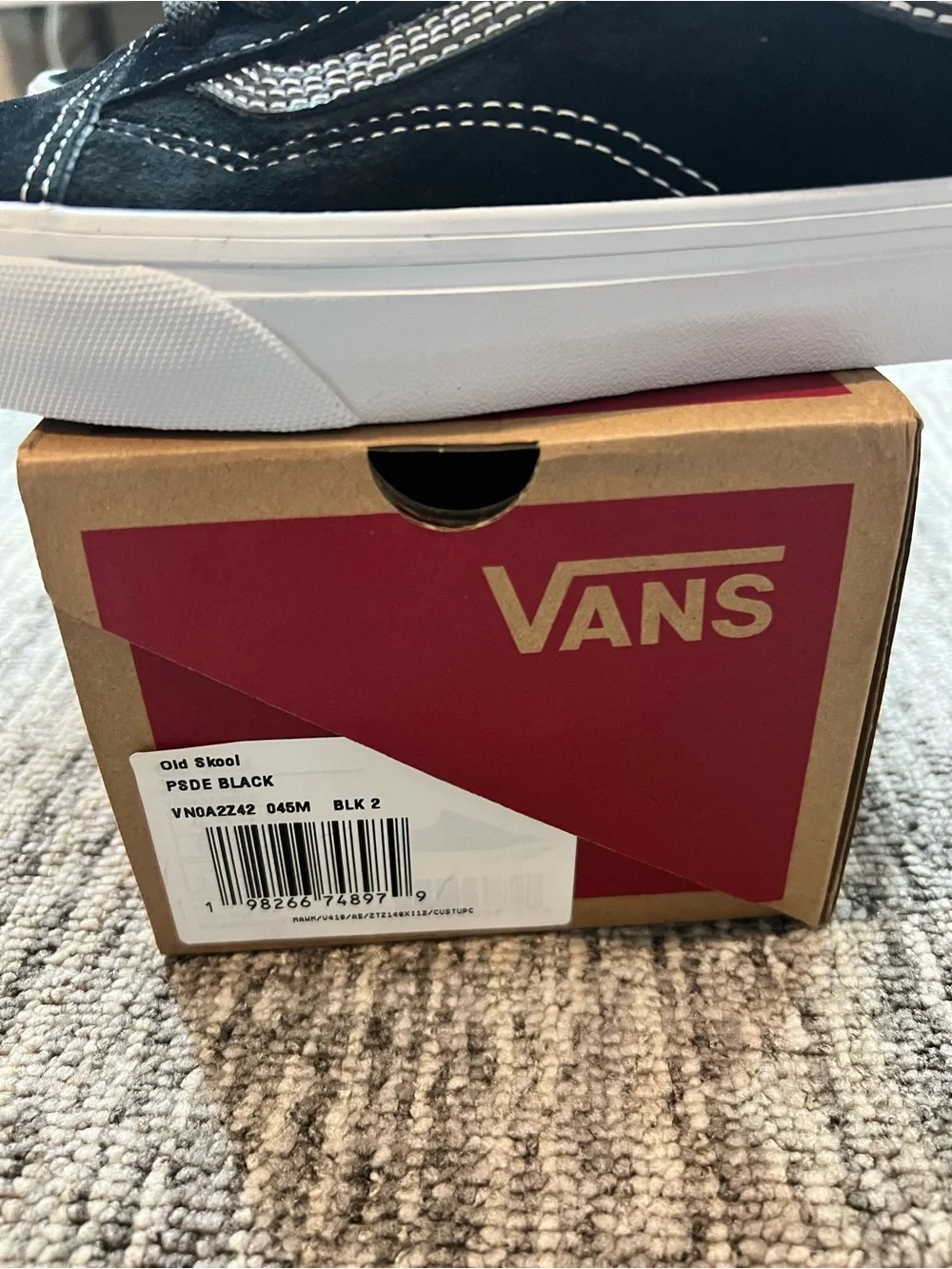 VANS Old Skool SNEAKERS SIZE 6 WOMEN'S / 4.5 MEN'S